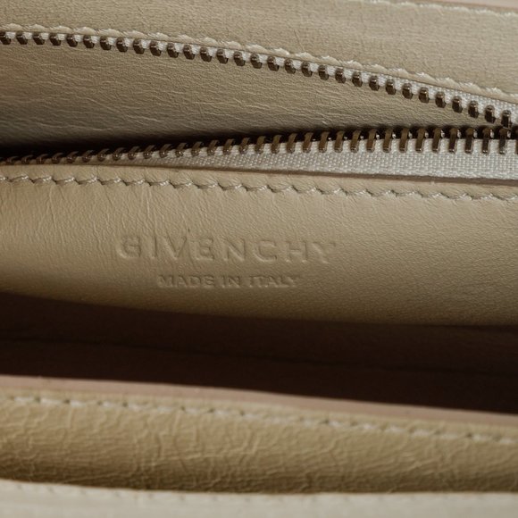 Givenchy Medium Fuchsia Horizon Bag - Picture 11 of 12